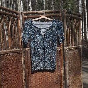 American Eagle Outfitters Black and Blue Floral Lace-Up Top